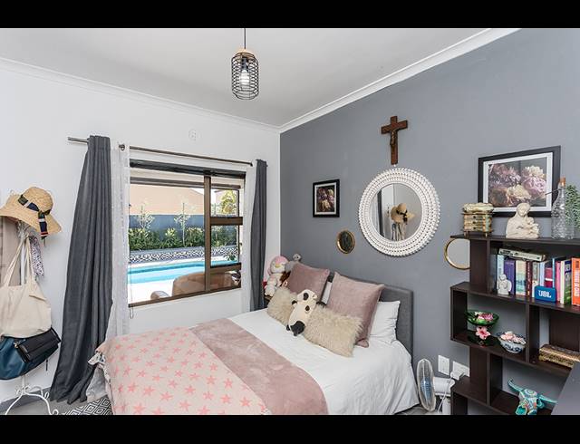 4 BEDROOM HOUSE FOR SALE IN PARKLANDS